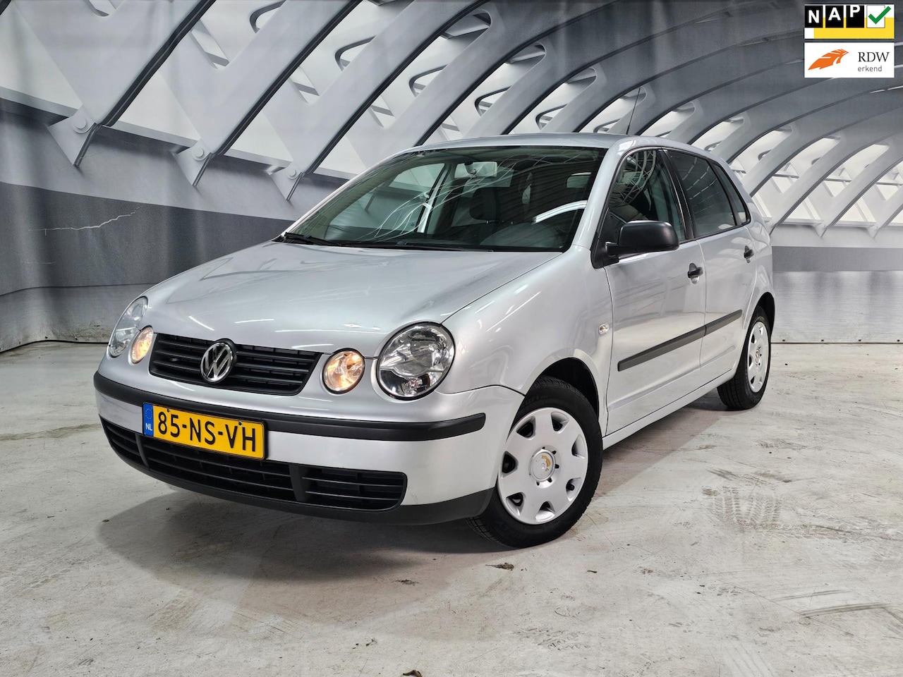 Volkswagen Polo - 1.4-16V Automaat cruise airco - AutoWereld.nl