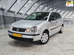 Volkswagen Polo - 1.4-16V Automaat cruise airco