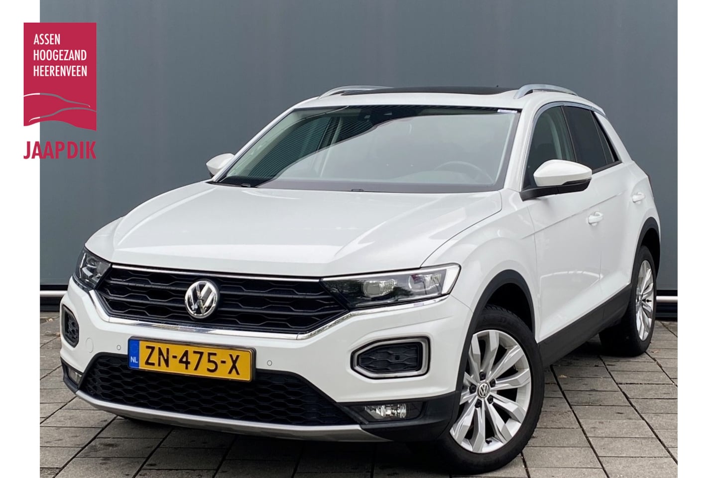 Volkswagen T-Roc - BWJ 2019 | 1.0 TSI 116PK Style | PANO | CLIMA | NAVI | 17'' LMV | LED | PRIVACY GLASS - AutoWereld.nl