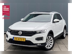 Volkswagen T-Roc - BWJ 2019 | 1.0 TSI 116PK Style | PANO | CLIMA | NAVI | 17'' LMV | LED | PRIVACY GLASS