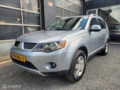 Mitsubishi Outlander - 2.4 2WD | AIRCO | CRUISE | TREKH. | APK