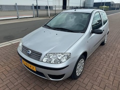 Fiat Punto - 1.2 /Airco/St.bkr/Trekhaak/C.V/Nieuwe APK