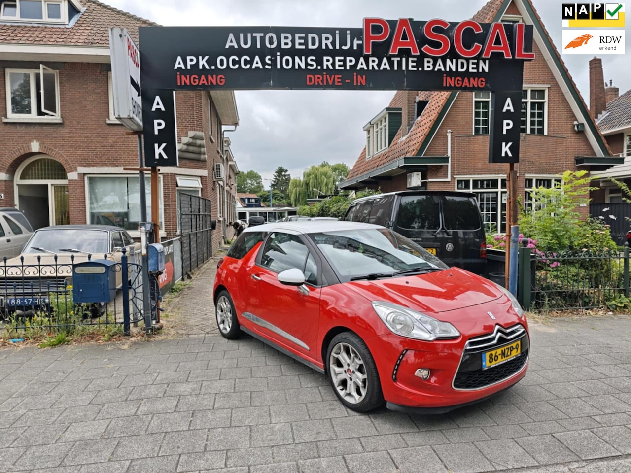 Citroën DS3 - 1.6 VTi So Chic-Lederenbekleding-Hifi system-Navi-NAP! - AutoWereld.nl