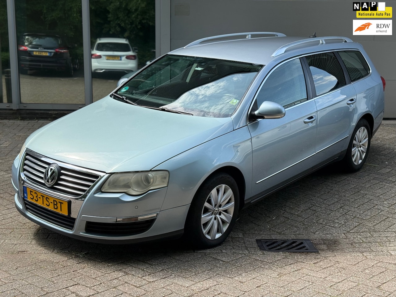 Volkswagen Passat Variant - 2.0 TDI Highline l Automaat l Leder l Navi l Climate l - AutoWereld.nl