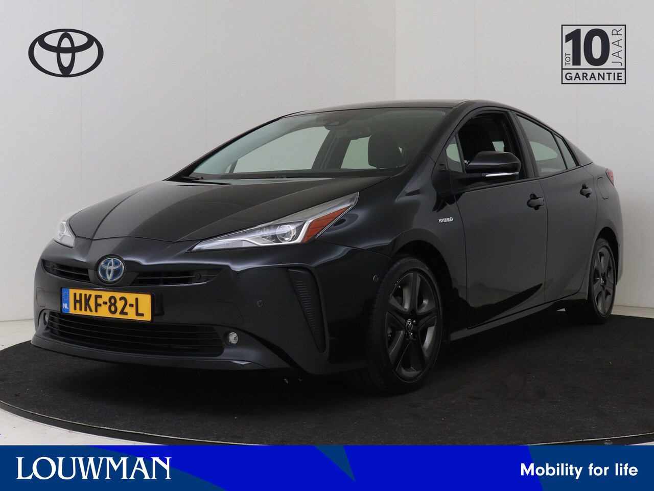 Toyota Prius - 1.8 Executive | LED | Head-Up Display | Parkeersensoren Met assistent functie | Cruise Con - AutoWereld.nl