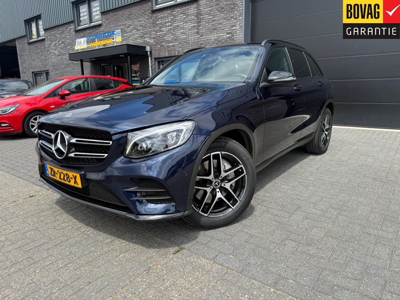 Mercedes-Benz GLC-klasse - 250 4MATIC Sport Edition Premium | 1E EIGENAAR | 12MND GARANTIE | NAVI | LED | AUTOMAAT | - AutoWereld.nl