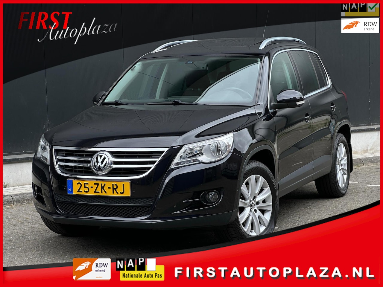 Volkswagen Tiguan - 1.4 TSI Sport&Style 4Motion PANO/CRUISE/NAVI/PDC | KEURIGE AUTO ! - AutoWereld.nl