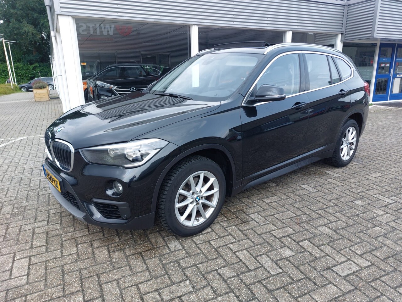 BMW X1 - sDrive18i High Executive sDrive18i High Executive - AutoWereld.nl