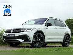 Volkswagen Tiguan - 1.5 TSI / 2x R-Line / Black Style / Virtual Cockpit / Camera / Matrix LED / Trekhaak / 19"