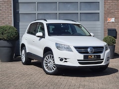 Volkswagen Tiguan - 2.0 TSI Comfort&Design 4Motion Trekhaak, DVD