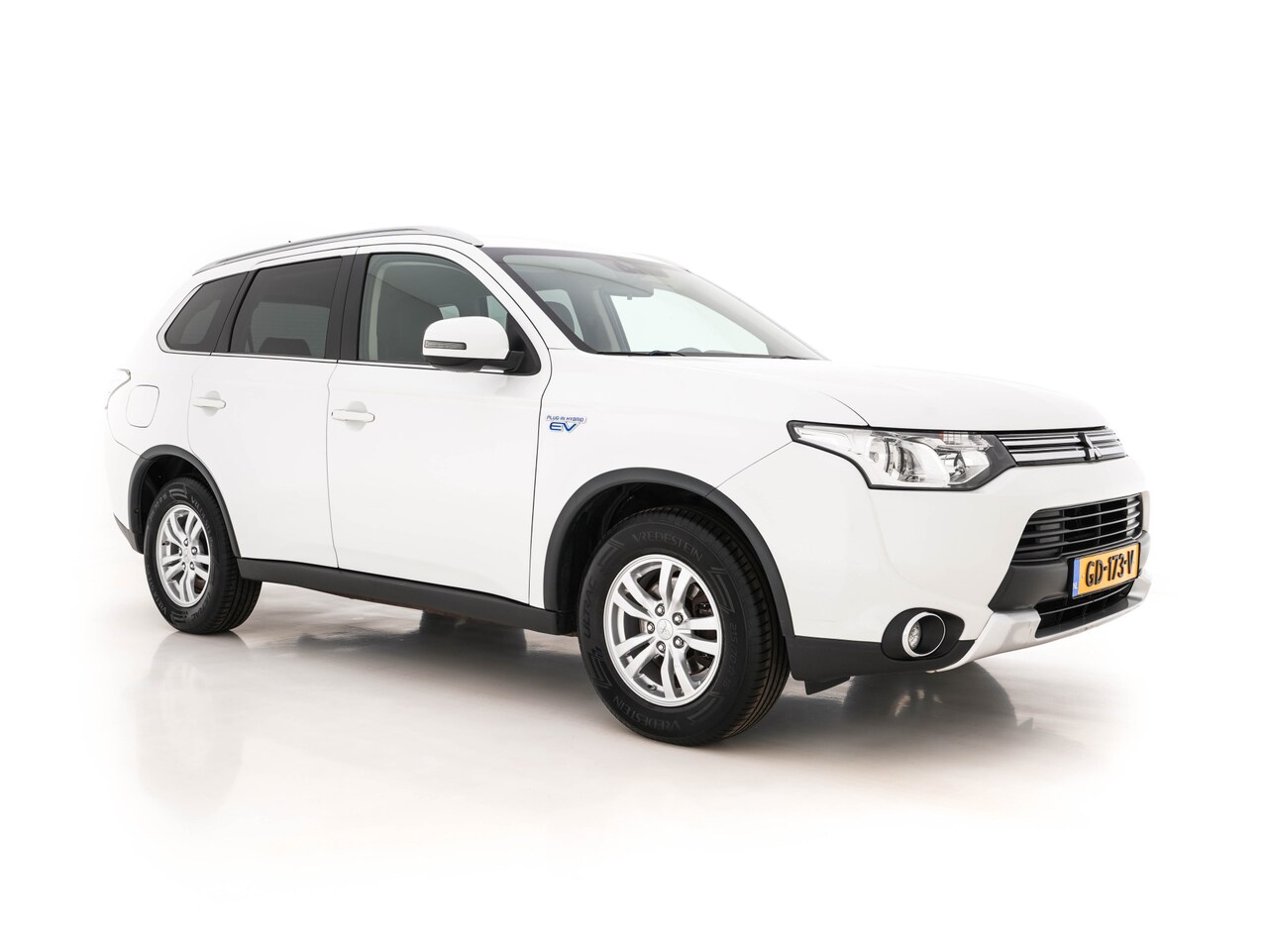 Mitsubishi Outlander - 2.0 PHEV Business Edition X-Line AWD Aut. *NAVI-FULLMAP | LEATHER-FABRIC | COMFORT-SEATS | - AutoWereld.nl