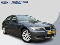 BMW 3-serie - 318i 142pk Automaat | Cruise control | Stoelverwarming | Parkeersensoren Voor + Achter |