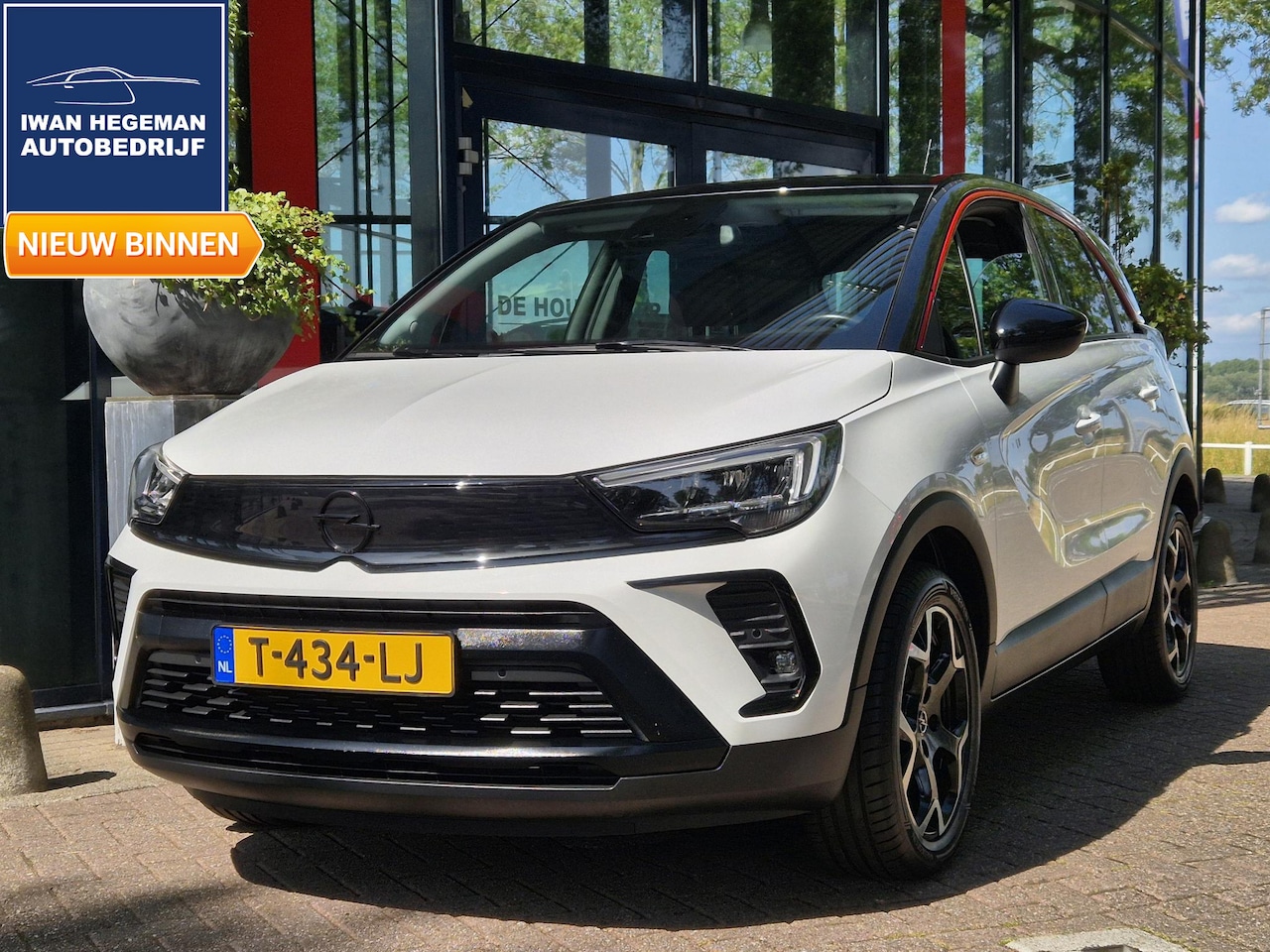 Opel Crossland - 1.2 Turbo GS Line | Climate controle | LM Velgen | PDC met Camera | Navigatie via telefoon - AutoWereld.nl