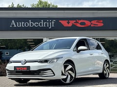 Volkswagen Golf - 1.5 TSI | Stoelmassage | Camera | Memory | Trekhaal | CarPlay