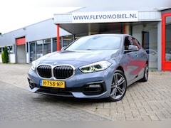 BMW 1-serie - 118i 140pk Executive Edition Aut. Pano|Sporstoelen|Navi|Apple CarPlay