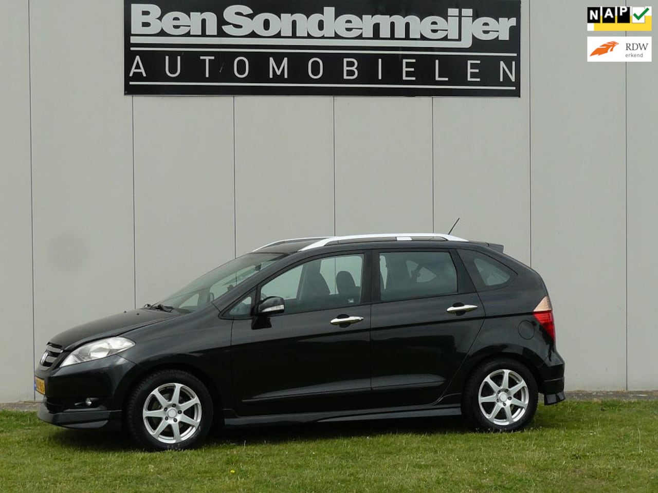 Honda FR-V - 1.8i Trend 1.8i Trend - AutoWereld.nl