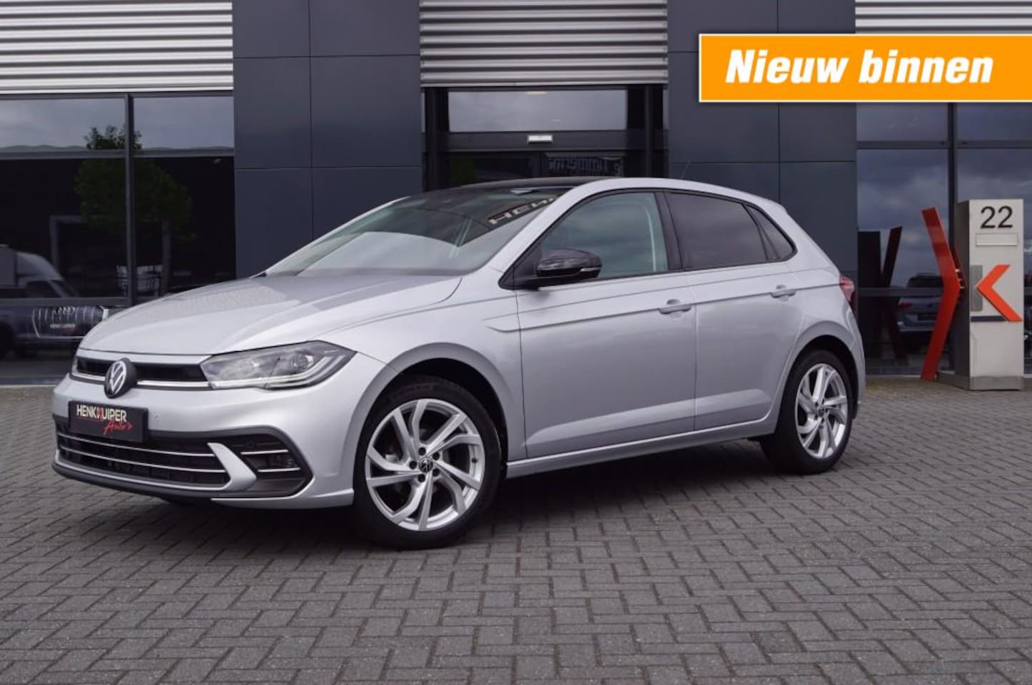 Volkswagen Polo - 1.0 TSI DSG 95pk Style / 17 Inch LM / IQ LED / Sportstoelen - AutoWereld.nl
