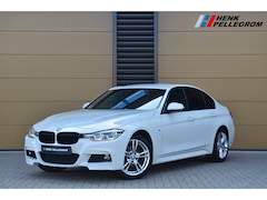 BMW 3-serie - 320i xDrive * M Sportpakket * Achteruitrijcamera * Stoelverwarming * LED