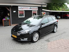 Ford Focus Wagon - 1.0 TITANIUM - Navi Clima Parkeersensoren