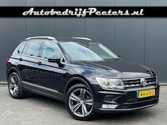 Volkswagen Tiguan - 1.4 TSI Connected Navi Carplay Cruise PDC P.glas Trekhaak