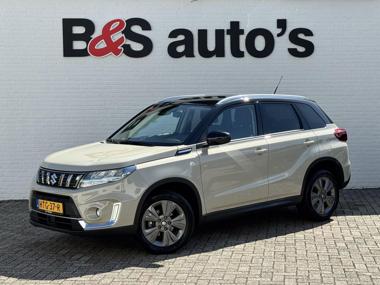 Suzuki Vitara - 1.5 Hybrid Select Automaat Adaptive cruise control Climate control Apple / Android Carplay - AutoWereld.nl