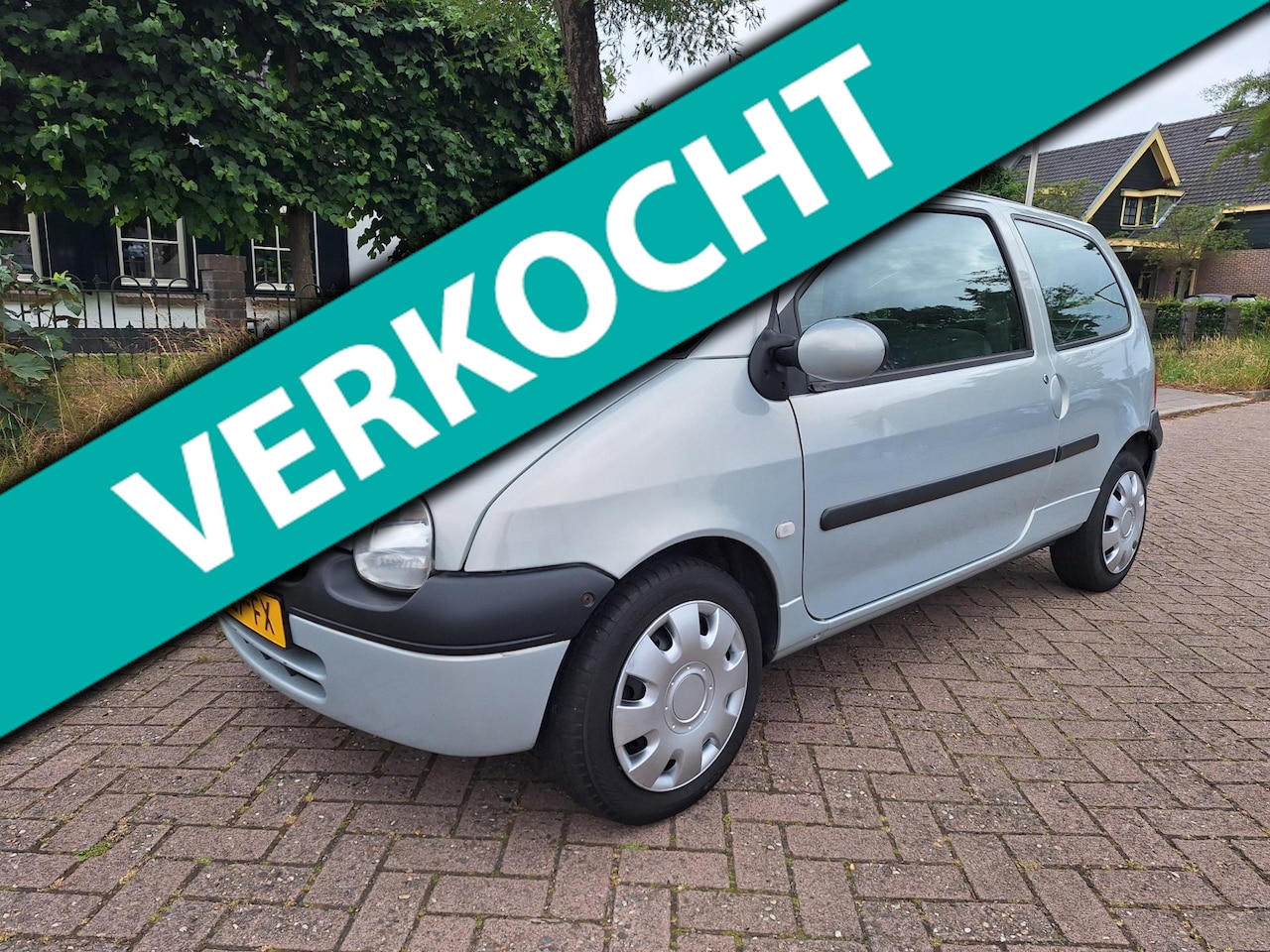 Renault Twingo - 1.2 Oase Quickshift 5 1.2 Oase Quickshift 5 - AutoWereld.nl