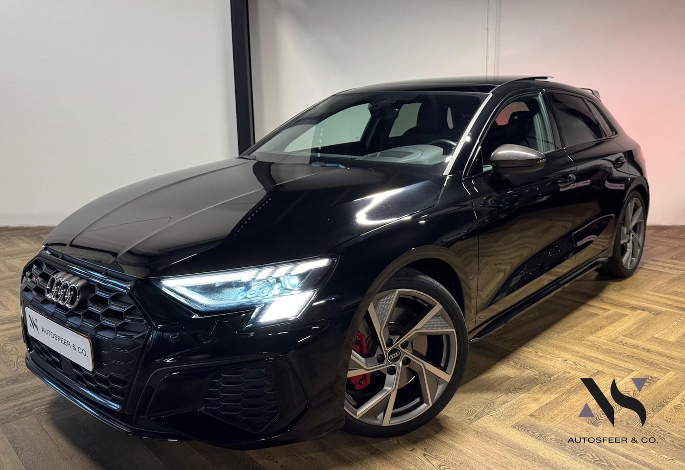Audi A3 Sportback - 2.0 TFSI S3 PANO HUD KEYLESS - AutoWereld.nl