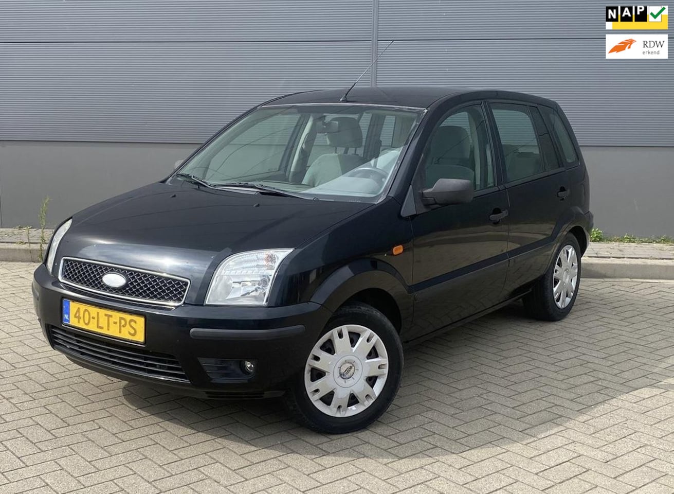 Ford Fusion - 1.4-16V Luxury van eerste eigenaar en altijd dealer onderhouden - AutoWereld.nl