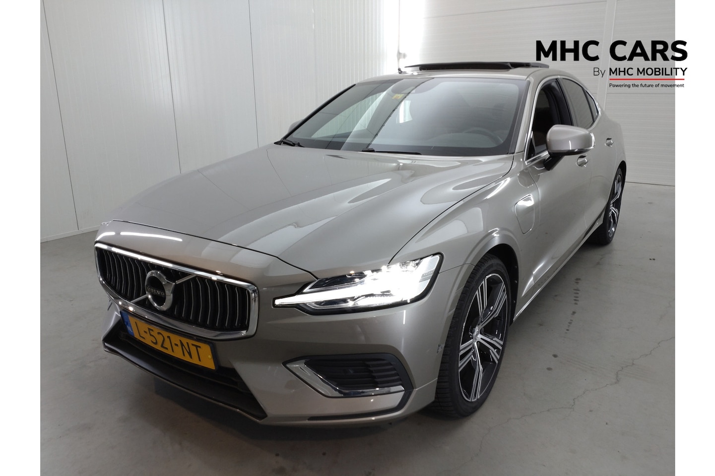 Volvo S60 - 2.0 Recharge T6 AWD Inscription | Verwacht | Leder | Panoramadak | - AutoWereld.nl