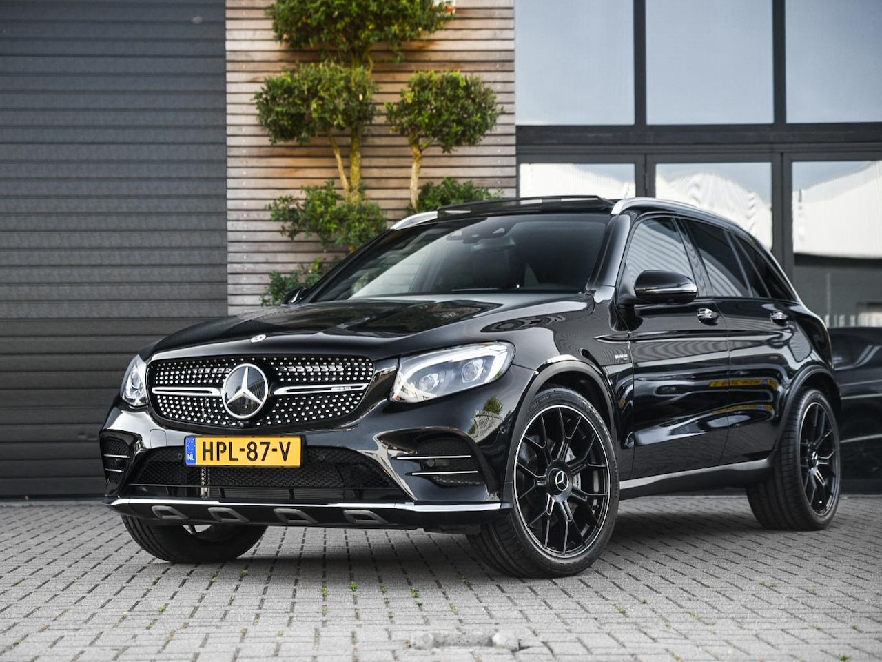 Mercedes-Benz GLC-klasse - AMG 43 4MATIC Pano Burmester 21 Inch - AutoWereld.nl