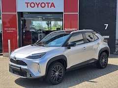 Toyota Yaris Cross - 1.5 Hybrid Adventure ELEK. ACHTERKLEP STUUR- STOEL- EN VOORRUITVERWARMING HEAD-UP DISPLAY