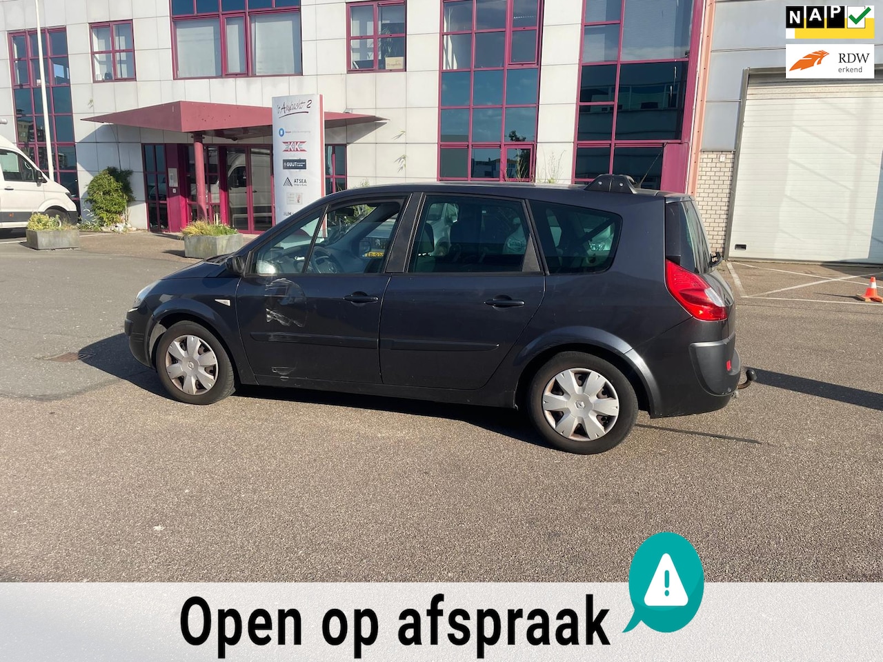 Renault Grand Scénic - 1.6-16V Sélection Business 1.6-16V Sélection Business - AutoWereld.nl