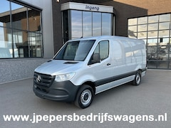 Mercedes-Benz Sprinter - 315 CDI L2 H1 RWD / Trekhaak / MBUX / Camera / Carplay navigatie / Airco / 270 Graden acht