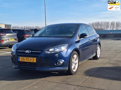 Ford Focus - €5850, -1.6 EcoBoost Trend Sport Airco NAP Apk
