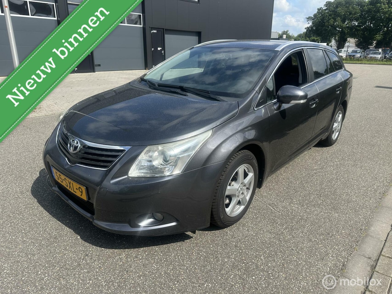 Toyota Avensis - 1.8 VVTi Business 1.8 VVTi Business - AutoWereld.nl