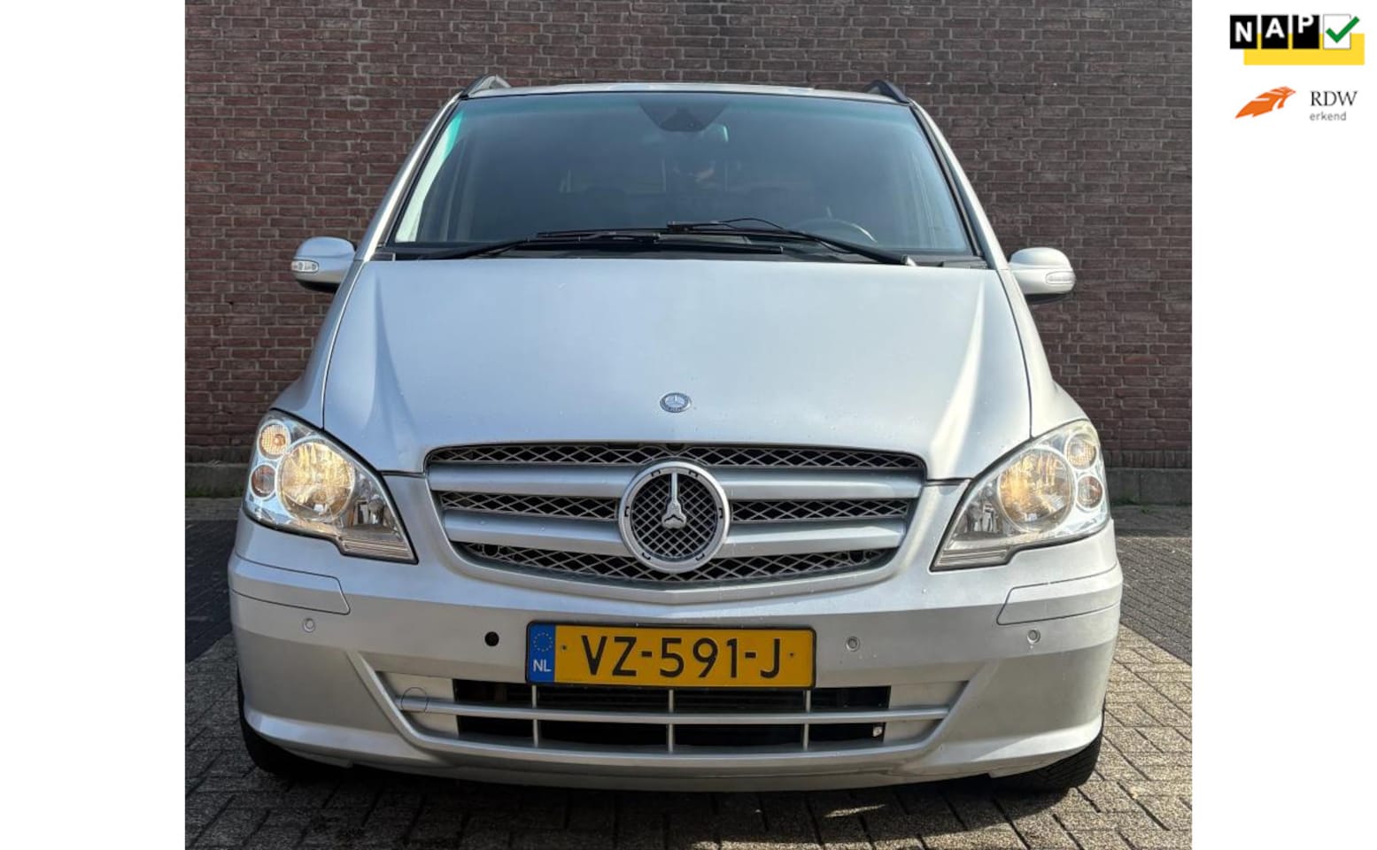 Mercedes-Benz Viano - 3.0 CDI DC Ambiente Lang 3.0 CDI DC Ambiente Lang - AutoWereld.nl