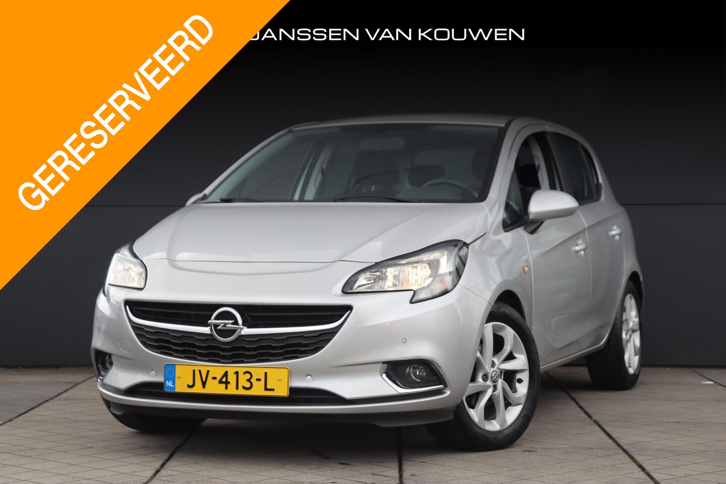 Opel Corsa - 1.4 Color Edition / 5deurs / CarPlay / Cruise / Airco / Dealeronderhouden - AutoWereld.nl