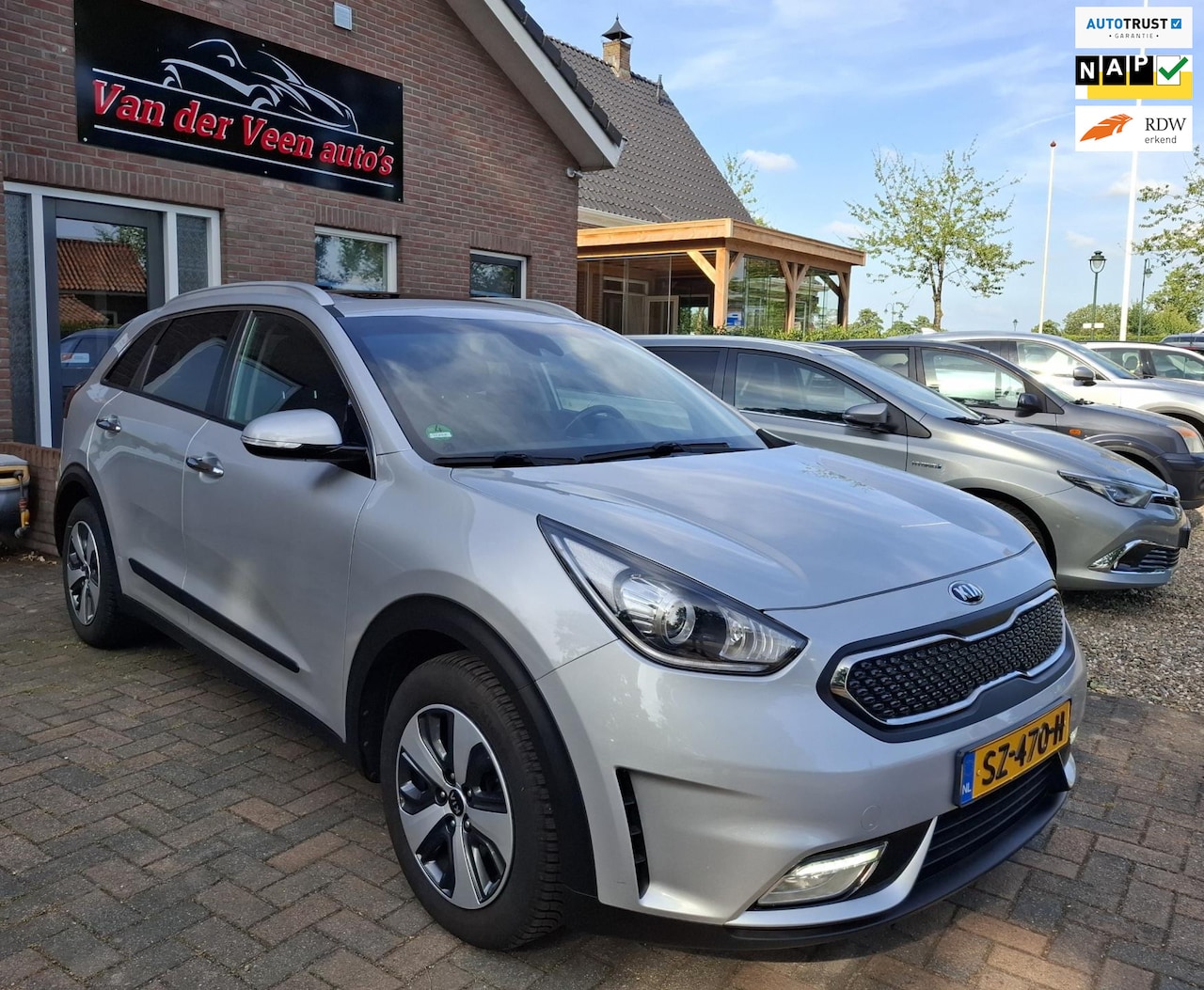 Kia Niro - 1.6 GDi Hybrid Design Edition. Dealer onderhouden! Schuifdak, leder, carplay, trekhaak, na - AutoWereld.nl