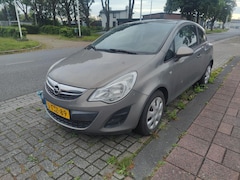 Opel Corsa - 1.2-16V Color Edition