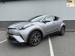 Toyota C-HR - 1.8 Hybrid Bi-Tone