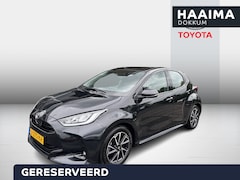 Toyota Yaris - 1.5 VVT-i First Edition | 5 drs.| Adaptive Cruise Control | Camera