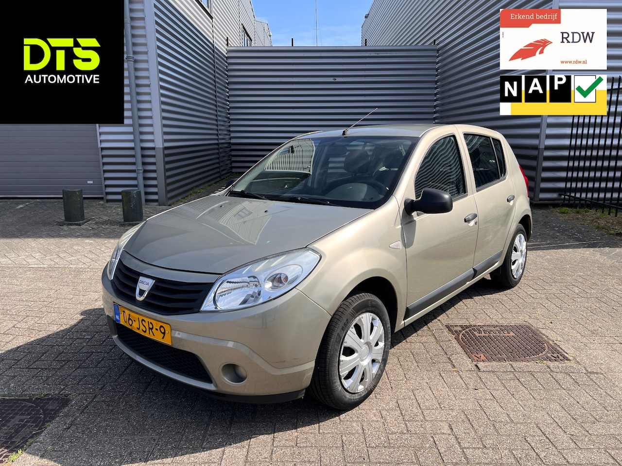 Dacia Sandero - 1.2 Ambiance Airco, NAP - AutoWereld.nl
