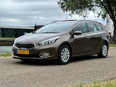 Kia Cee'd Sportswagon - 1.6 GDI Plus Pack | Navi | Camera | Clima