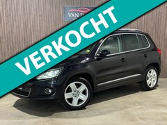 Volkswagen Tiguan - 2.0 TSI Sport&Style 4motion 2012 DSG PANO LEDER