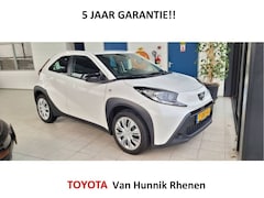 Toyota Aygo X - 1.0 VVT-i Automaat Play | Airco | Camera | Apple-Android |