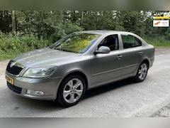 Skoda Octavia - 1.4 TSI Elegance Business Line Nieuwe APK Inruil is mogelijk