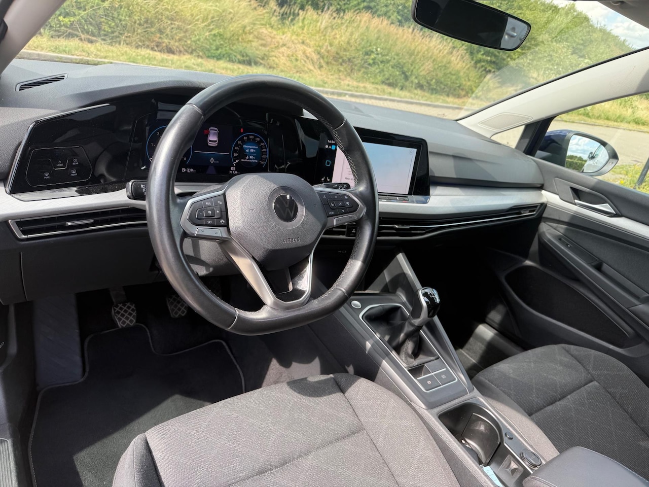 Volkswagen Golf - 2.0 TDI Life Business 2.0 TDI Life Business - AutoWereld.nl