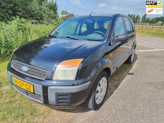 Ford Fusion - 1.4-16V Champion