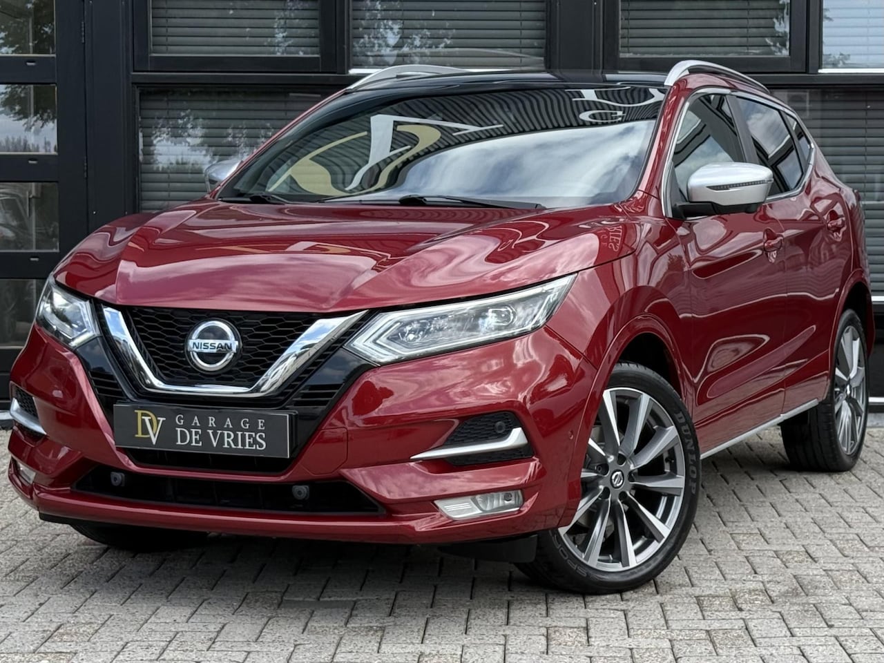 Nissan Qashqai - 1.3 DIG-T N-Tec Aut Full Option ACC BOSE Lane Panoramadak Garantie - AutoWereld.nl