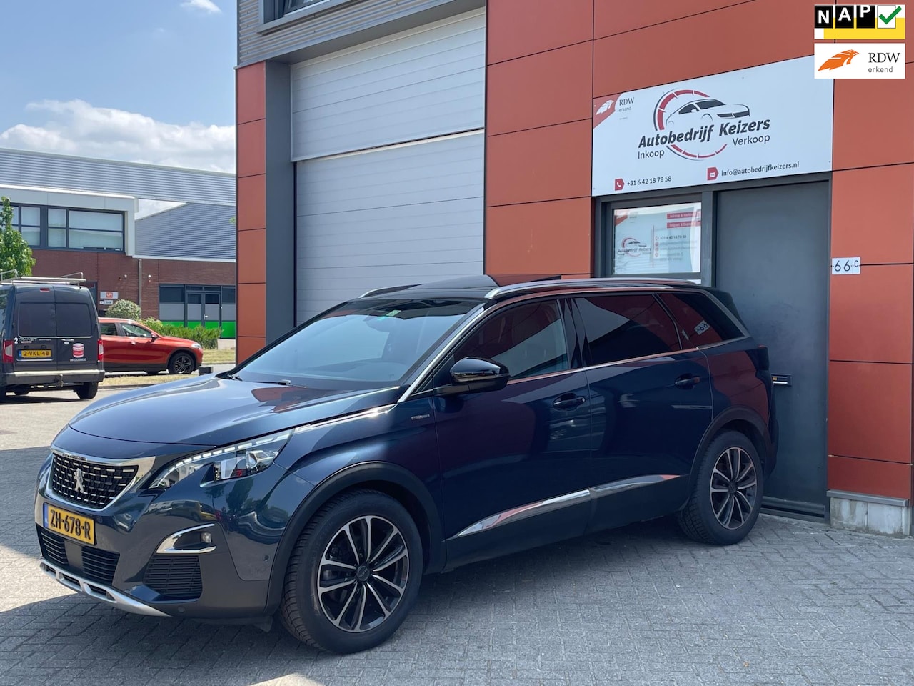 Peugeot 5008 - 1.2 PureTech Blue Lease GT-Line 7P PANO CRUISE NAVI NAP - AutoWereld.nl